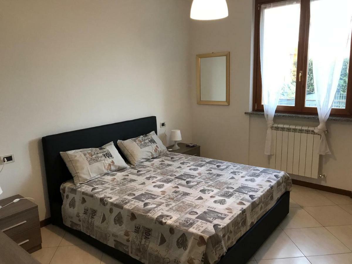 Trilocale in villetta piano terra indipendente Osio Sotto Esterno foto