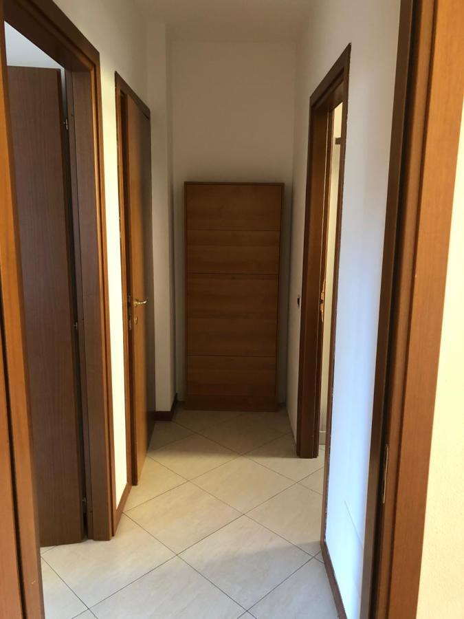 Trilocale in villetta piano terra indipendente Osio Sotto Esterno foto